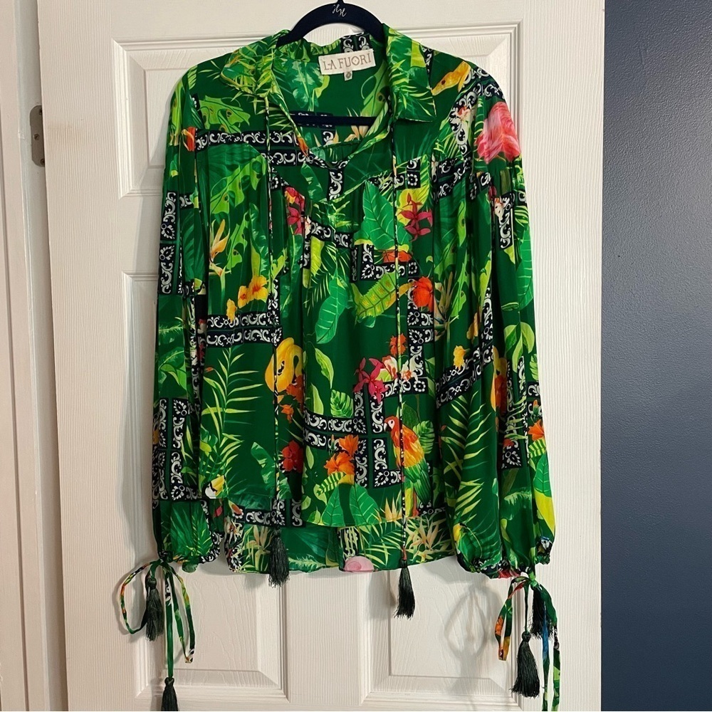 NWT La Fuori Bela Fuori Tropical 100% Silk Top